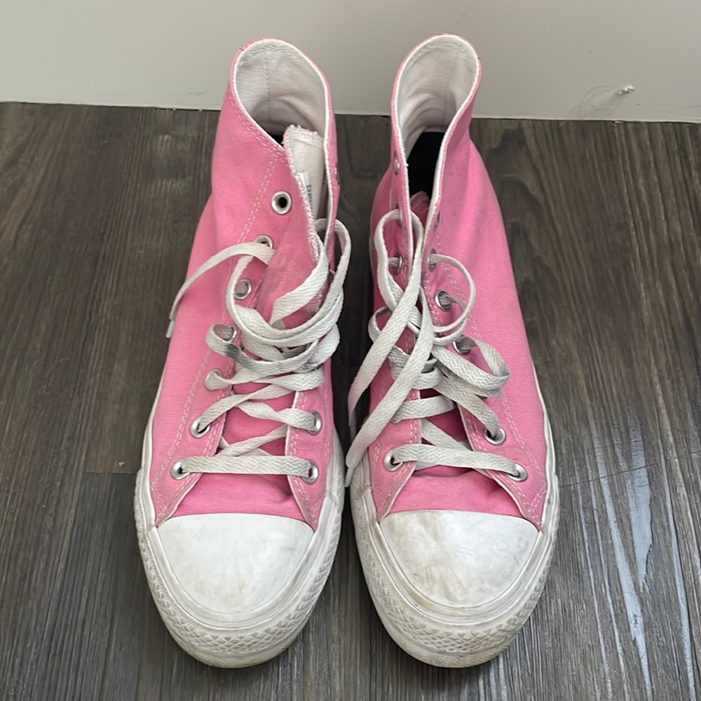 Custom Pink Converse